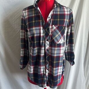 SM100 Polly &. Esther button down 3/4 sleeve with slit sides